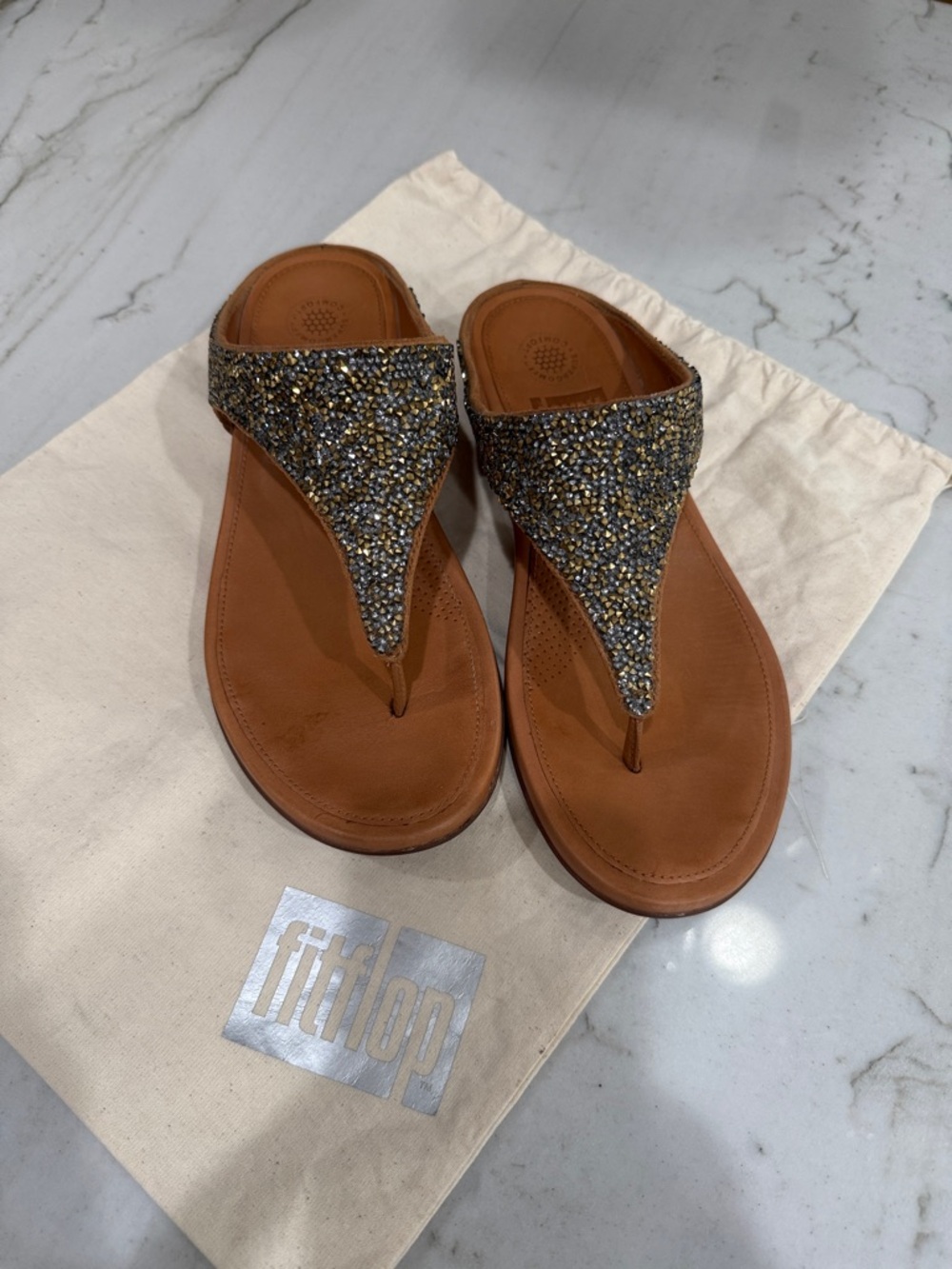 Fitflop Tan Leather Beaded Thong Sandals with Gold and Gray Rhinestones